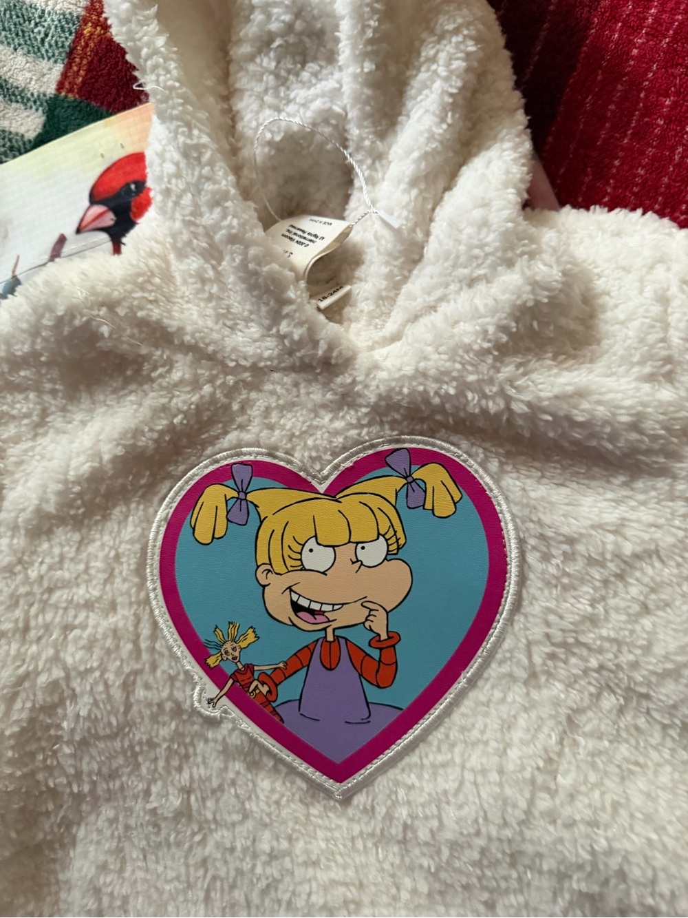 18-24mo Nw/oT SHEIN White Kids Hooded Sweatshirt. Very plush and soft. Angelica!